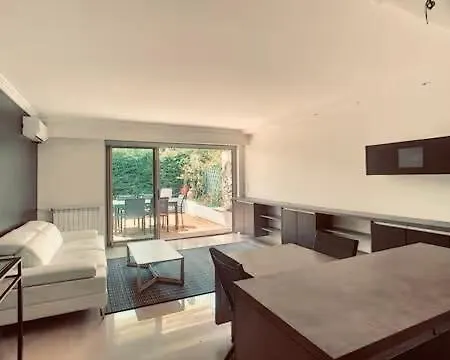 A Deux Pas Des Plages, Appartement-villa Climatise Avec Piscine Et Parc דירה קאן
