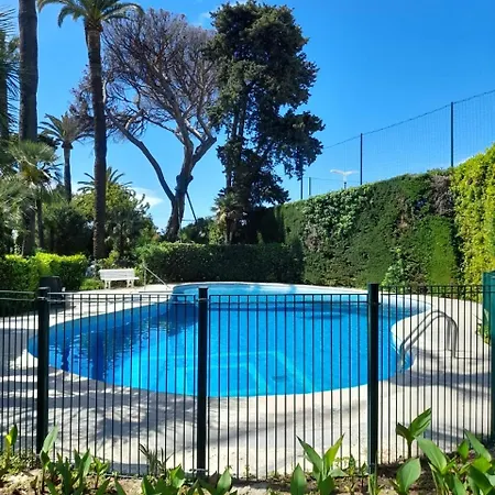 דירה A Deux Pas Des Plages, Appartement-villa Climatise Avec Piscine Et Parc *